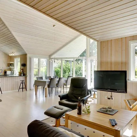 Nyaraló Maira - 150m From The Sea By Interhome