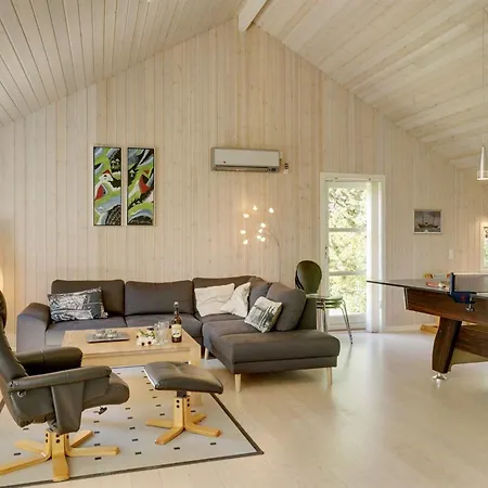 Maira - 150m From The Sea By Interhome Nyaraló