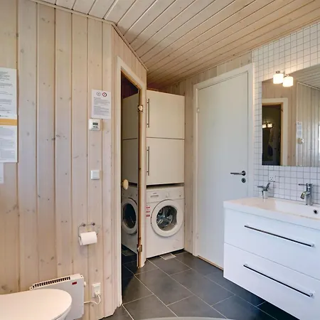 Maira - 150m From The Sea By Interhome Spodsbjerg