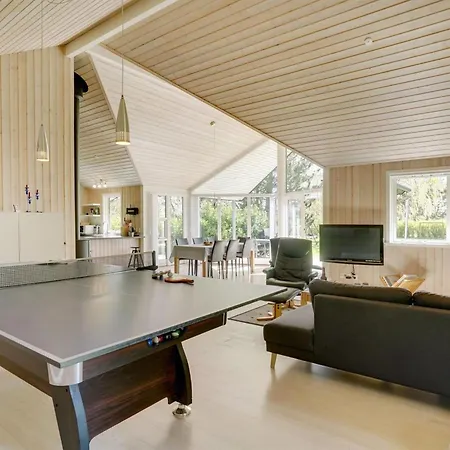 Vakantiehuis Maira - 150m From The Sea By Interhome *