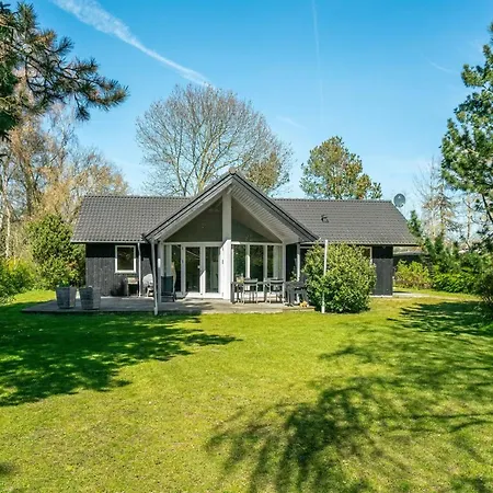 Maira - 150m From The Sea By Interhome Vakantiehuis Spodsbjerg