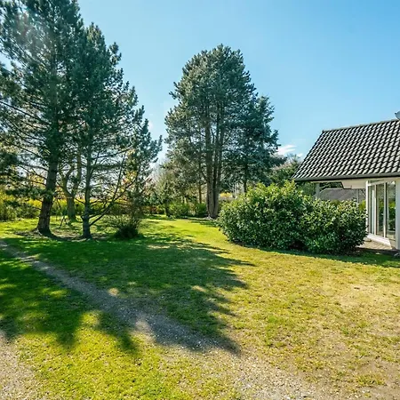 Vakantiehuis Maira - 150m From The Sea By Interhome Spodsbjerg