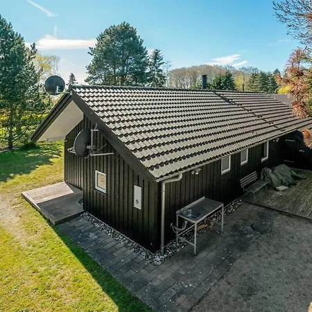 Maira - 150m From The Sea By Interhome Holiday home Spodsbjerg