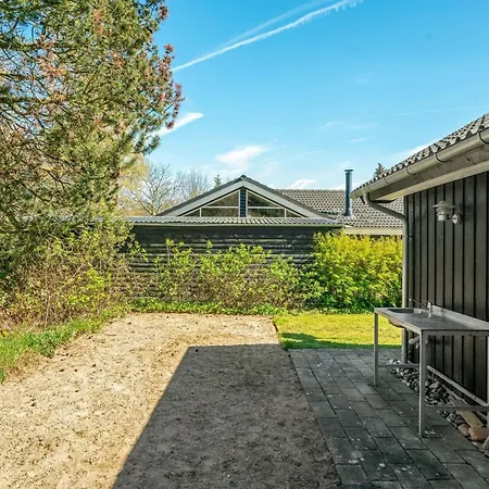 Maira - 150m From The Sea By Interhome Vakantiehuis Spodsbjerg